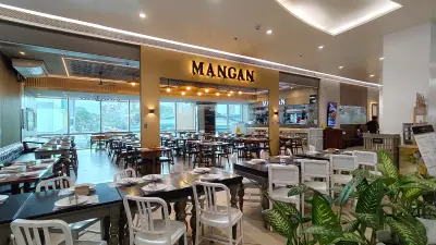 MANGAN in Gateway Mall