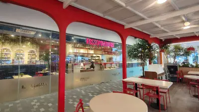 ROSSOPOMODORO PIZZA AND PASTA in SM Mall of Asia
