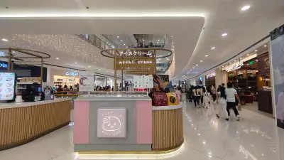 MOCHI CREAM CAFE in SM Mall of Asia
