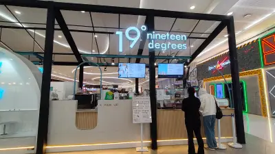 NINETEEN DEGREES in SM Mall of Asia